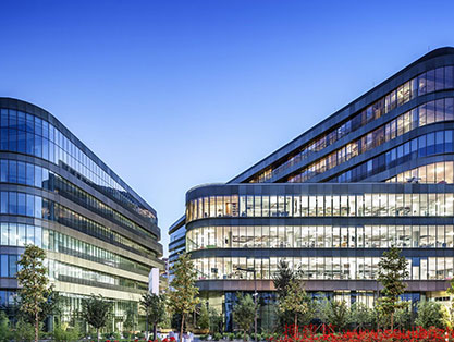 如何利用智能技术提高仓库立体库房的效率?